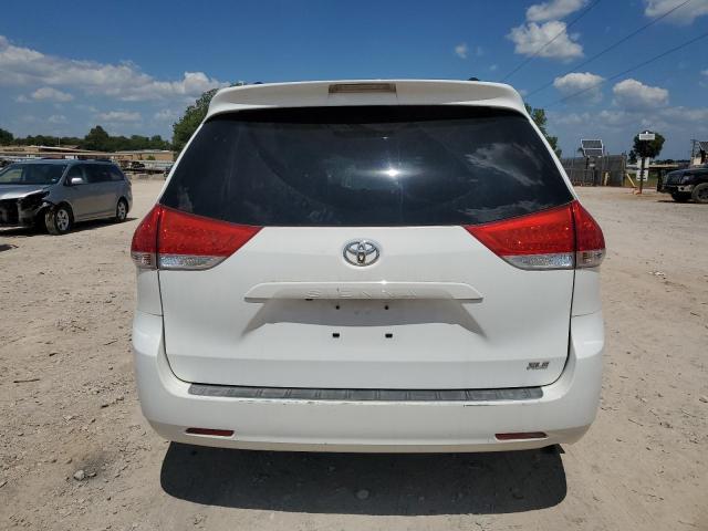 5TDYK3DC5BS105605 - 2011 TOYOTA SIENNA XLE 白色 照片 6