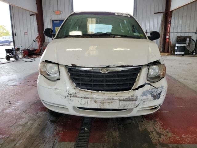 2A4GP54L06R747764 - 2006 CHRYSLER TOWN & COU TOURING WHITE photo 5