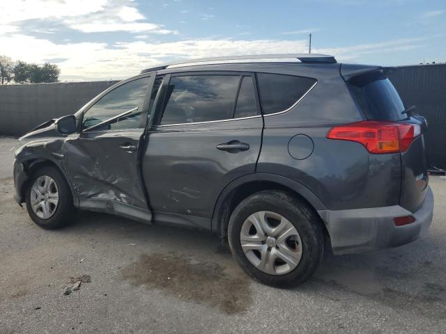 JTMZFREV8FD053920 - 2015 TOYOTA RAV4 LE GRAY photo 2