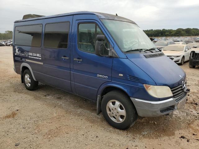 WD8PD644265932879 - 2006 DODGE SPRINTER 2500 BLUE photo 4