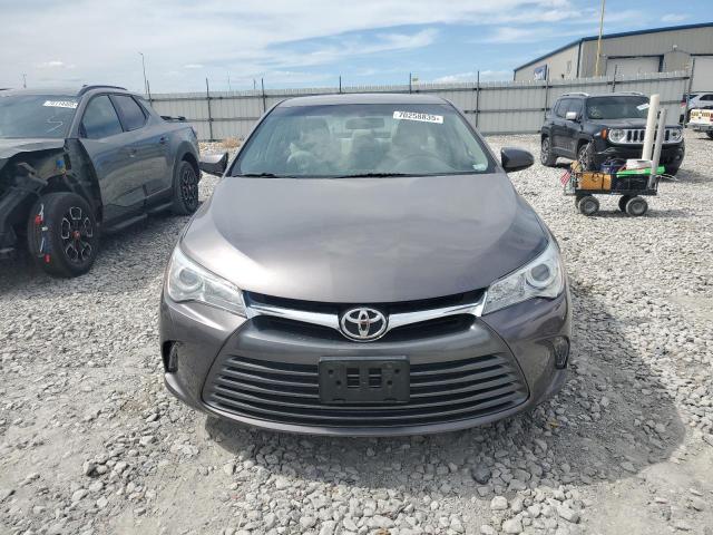 4T4BF1FK4FR472291 - 2015 TOYOTA CAMRY LE CHARCOAL photo 5
