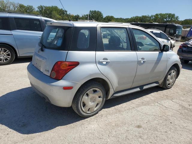 JTKKT624640065372 - 2004 TOYOTA SCION XA SILVER photo 3