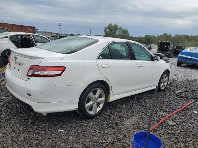 4T1BF3EK8BU751504 - 2011 TOYOTA CAMRY BASE თეთრი ფოტო 3