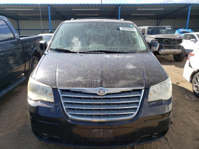 2A4RR8DX9AR414365 - 2010 CHRYSLER TOWN & COU TOURING PLUS PURPLE photo 5