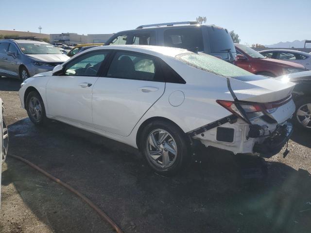 KMHLL4DGXRU646487 - 2024 HYUNDAI ELANTRA SE WHITE photo 2