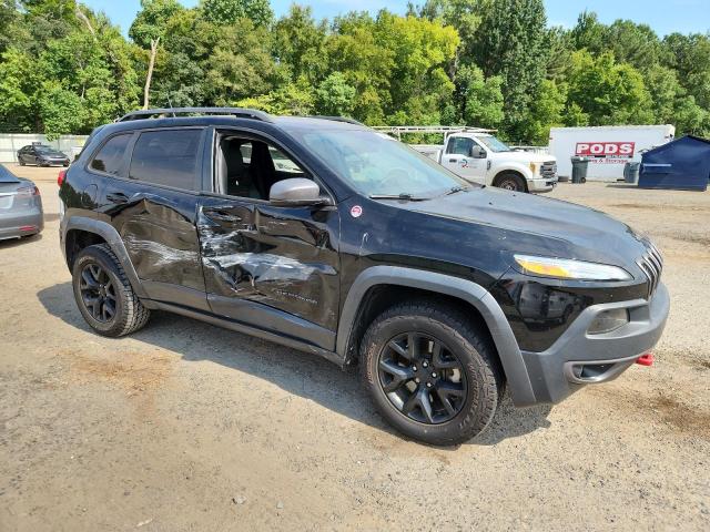 1C4PJMBB8JD529580 - 2018 JEEP CHEROKEE TRAILHAWK შავი ფოტო 4