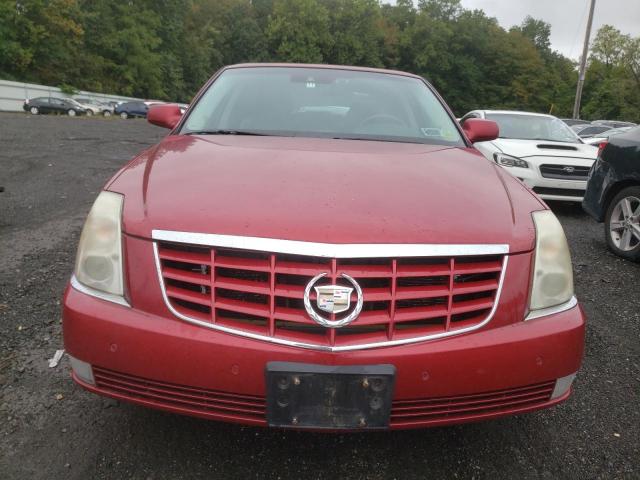 1G6KH5E69BU138467 - 2011 CADILLAC DTS PREMIUM COLLECTION RED photo 5