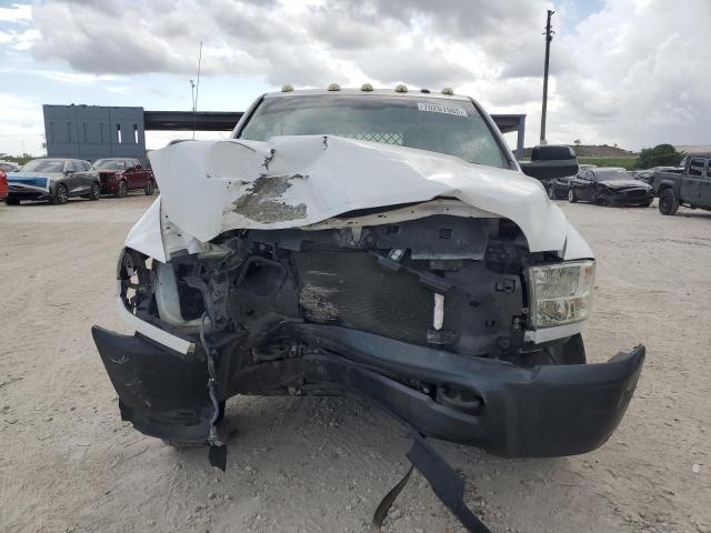 3C7WRTCL4GG229457 - 2016 RAM 3500 WHITE photo 5