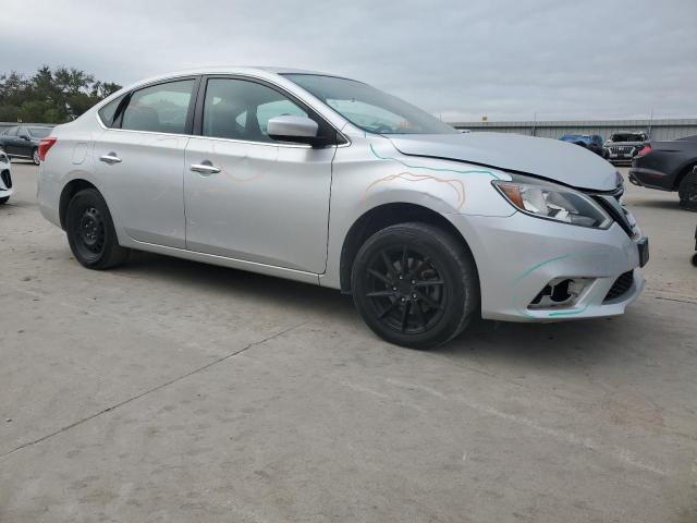 3N1AB7APXHY375921 - 2017 NISSAN SENTRA S SILVER photo 4