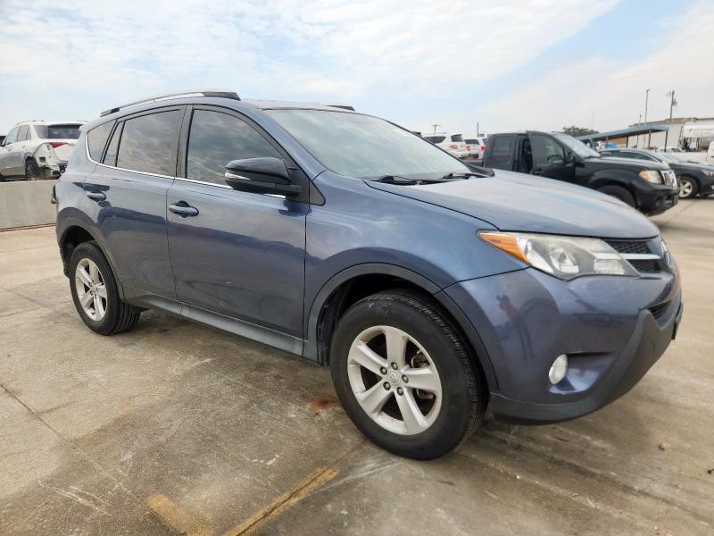 2T3WFREV1EW076539 - 2014 TOYOTA RAV4 XLE BLUE photo 4