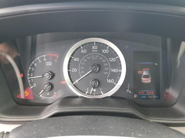 5YFEPMAE2NP382774 - 2022 TOYOTA COROLLA LE 银色 照片 9