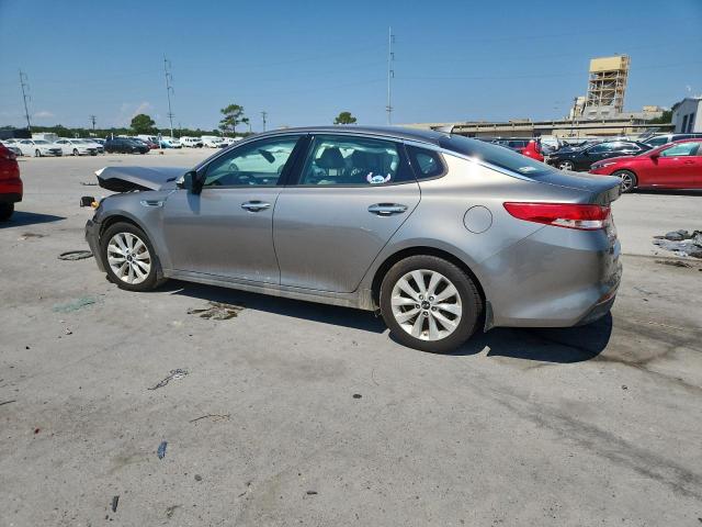 5XXGU4L37JG240260 - 2018 KIA OPTIMA EX 灰色 照片 2