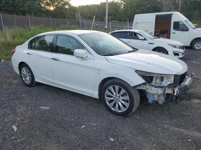 1HGCR2F86FA174218 - 2015 HONDA ACCORD EXL WHITE photo 4