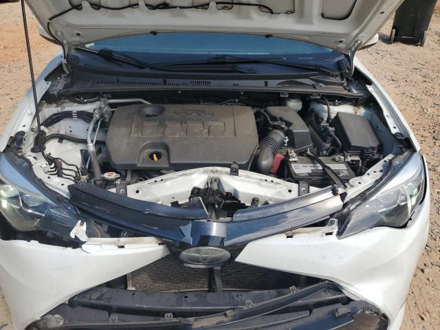 5YFBURHE8JP828824 - 2018 TOYOTA COROLLA L WHITE photo 11