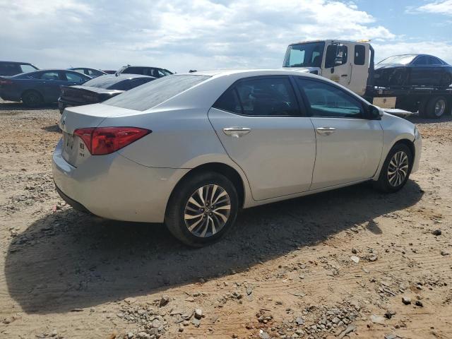 5YFBURHE8JP828824 - 2018 TOYOTA COROLLA L WHITE photo 3