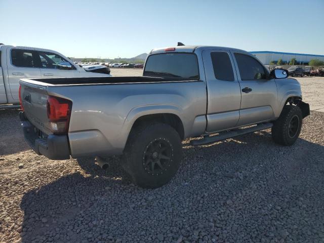 5TFRX5GN1JX103826 - 2018 TOYOTA TACOMA ACCESS CAB SILVER photo 3