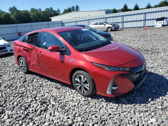 JTDKARFP8H3058432 - 2017 TOYOTA PRIUS PRIM RED photo 4