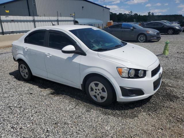 1G1JA5SH1E4171656 - 2014 CHEVROLET SONIC LS WHITE photo 4