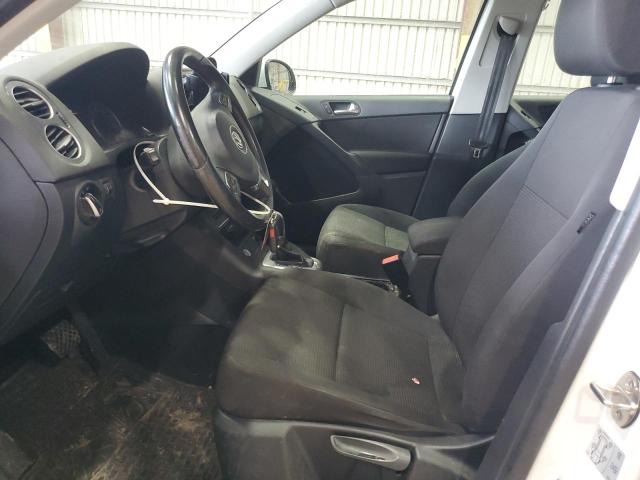 WVGAV7AXXHK043847 - 2017 VOLKSWAGEN TIGUAN S WHITE photo 7