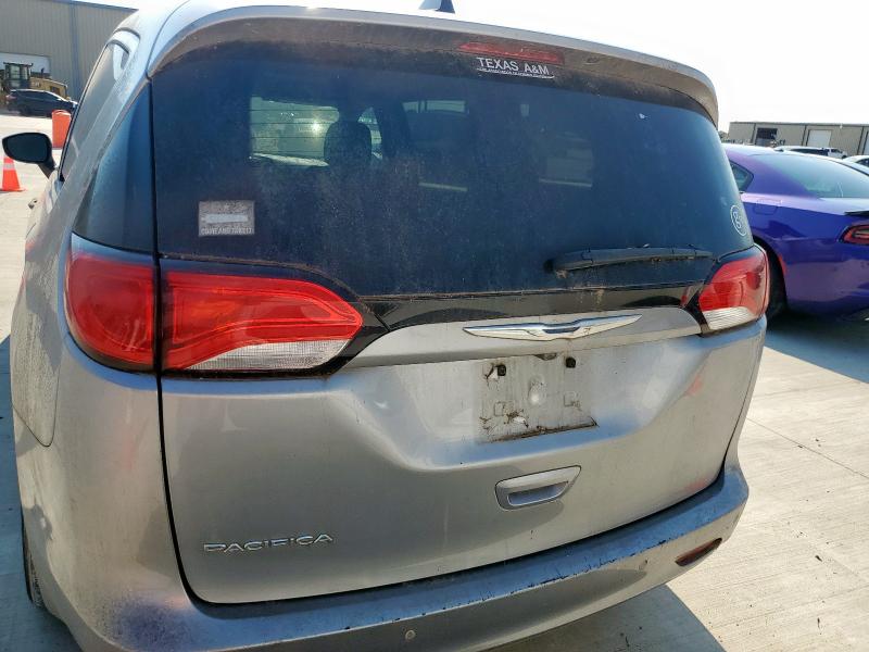 2C4RC1AG8JR114707 - 2018 CHRYSLER PACIFICA L SILVER photo 6