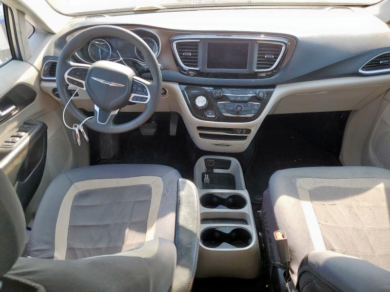 2C4RC1AG8JR114707 - 2018 CHRYSLER PACIFICA L SILVER photo 8