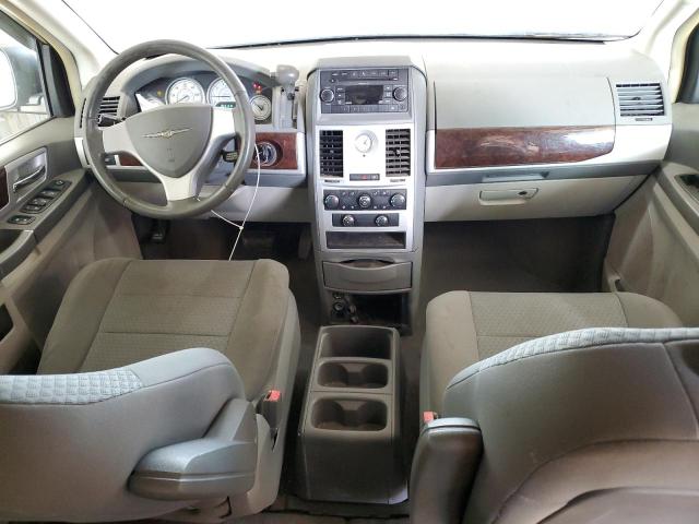 2A4RR5D17AR262547 - 2010 CHRYSLER TOWN & COU TOURING CREAM photo 8