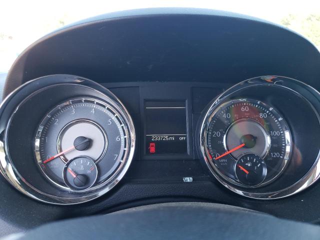 2C4RC1BG8FR600875 - 2015 CHRYSLER TOWN & COU TOURING TAN photo 9