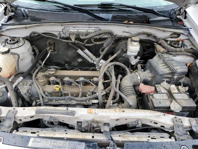 4F2CY0C73BKM03721 - 2011 MAZDA TRIBUTE I WHITE photo 11