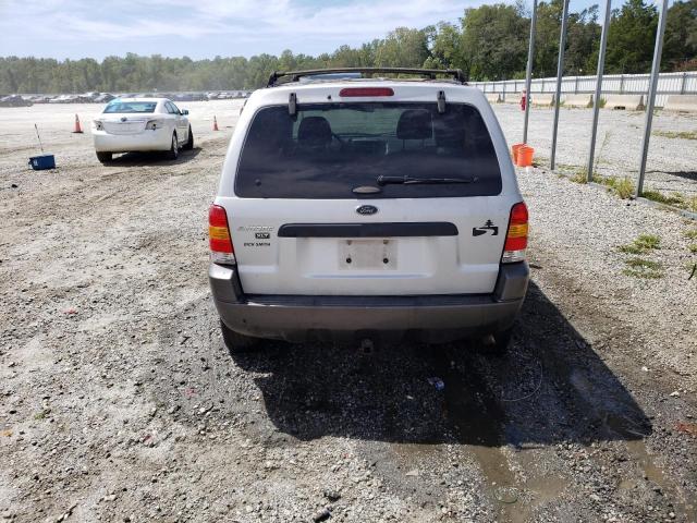 1FMYU03184KA61209 - 2004 FORD ESCAPE XLT SILVER photo 6