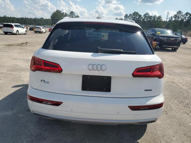 WA1CNAFY4K2065128 - 2019 AUDI Q5 PRESTIGE WHITE photo 6