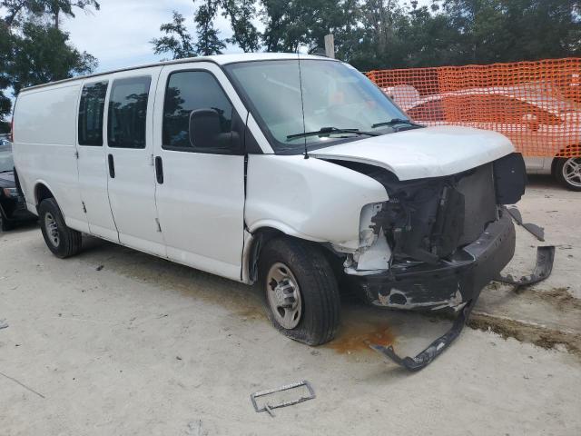 1GCWGBFP5K1277875 - 2019 CHEV EXPRESS G2500 WHITE photo 4