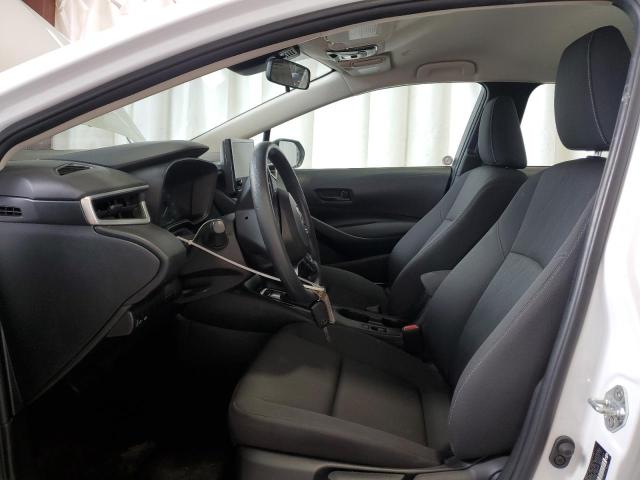 5YFB4MDE7RP095685 - 2024 TOYOTA COROLLA LE თეთრი ფოტო 7