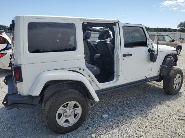 1C4HJWEG7DL579890 - 2013 JEEP WRANGLER U SAHARA 白色 照片 3