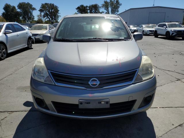 3N1BC1CP9CK804909 - 2012 NISSAN VERSA S GRAY photo 5