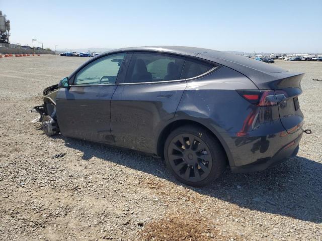7SAYGDEE8RF063701 - 2024 TESLA MODEL Y GRAY photo 2