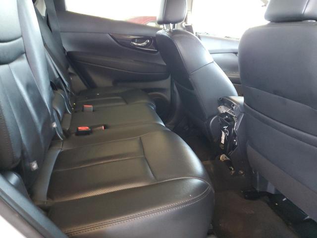 5N1AT2MTXKC842675 - 2019 NISSAN ROGUE S WHITE photo 11