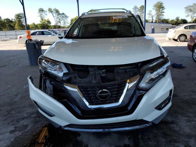 5N1AT2MTXKC842675 - 2019 NISSAN ROGUE S WHITE photo 5