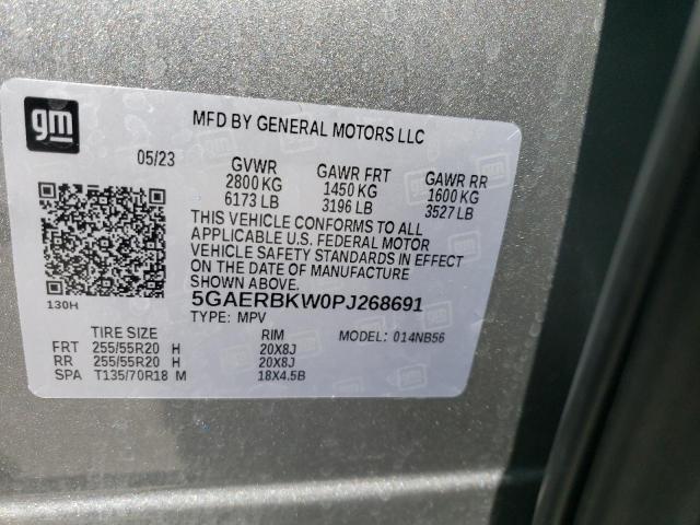 5GAERBKW0PJ268691 - 2023 BUICK ENCLAVE ESSENCE SILVER photo 13