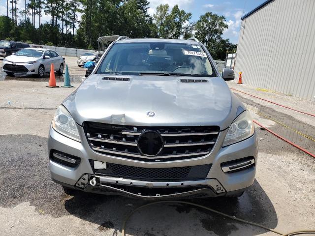 4JGDA5JBXFA530700 - 2015 MERCEDES-BENZ ML 350 ვერცხლისფერი ფოტო 5