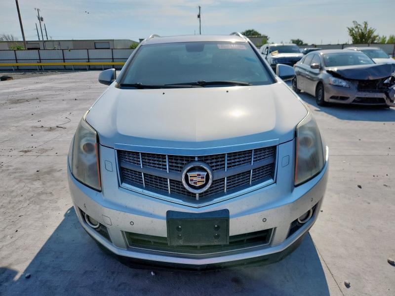 3GYFNEEY8BS669016 - 2011 CADILLAC SRX PERFORMANCE COLLECTION SILVER photo 5