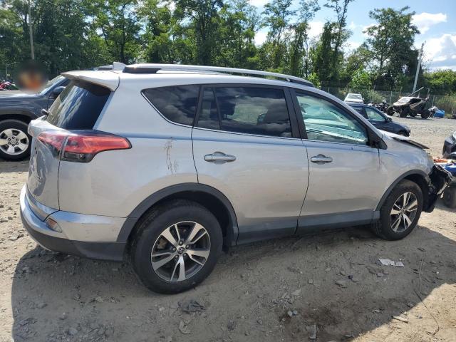 2T3RFREV0HW564320 - 2017 TOYOTA RAV4 XLE 银色 照片 3