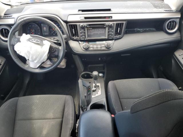 2T3RFREV0HW564320 - 2017 TOYOTA RAV4 XLE 银色 照片 8