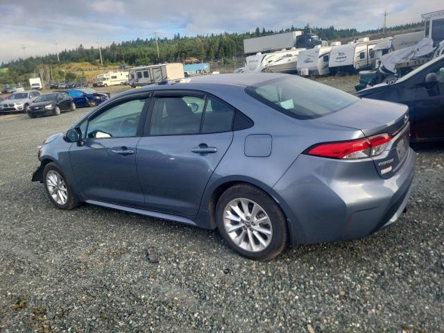 5YFBPMBE2NP346486 - 2022 TOYOTA COROLLA LE BLUE photo 2