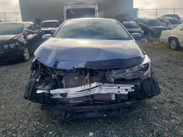 5YFBPMBE2NP346486 - 2022 TOYOTA COROLLA LE BLUE photo 5