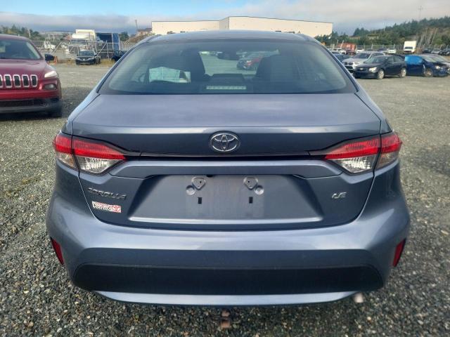 5YFBPMBE2NP346486 - 2022 TOYOTA COROLLA LE BLUE photo 6