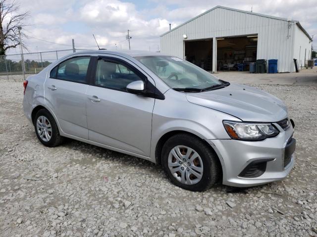 1G1JB5SHXH4162262 - 2017 CHEVROLET SONIC LS ვერცხლისფერი ფოტო 4