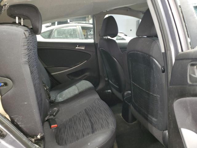 KMHCT5AE7HU305488 - 2017 HYUNDAI ACCENT SE GRAY photo 10