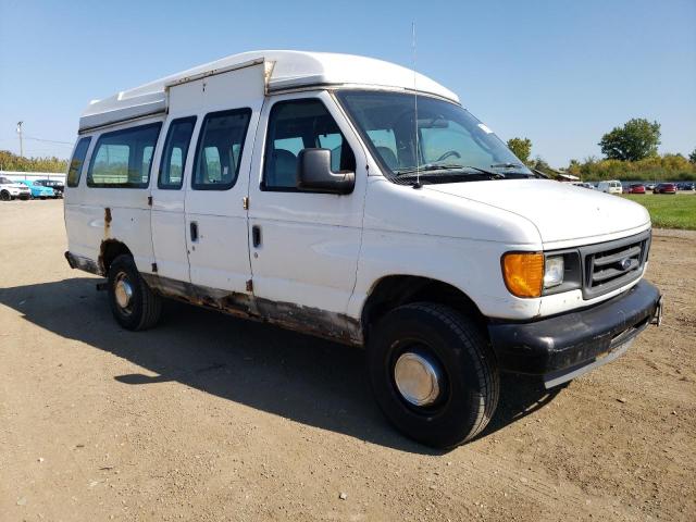 1FTSS34L74HA85953 - 2004 FORD ECONOLINE E350 SUPER DUTY VAN WHITE photo 4