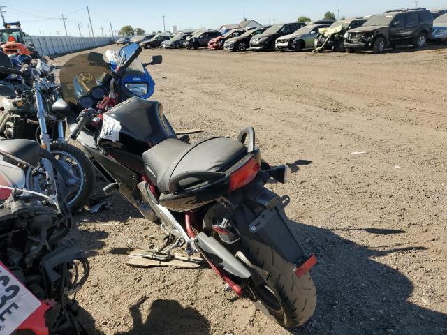 JKAEXEA136A012372 - 2006 KAWASAKI EX650 A6F TWO TONE photo 3