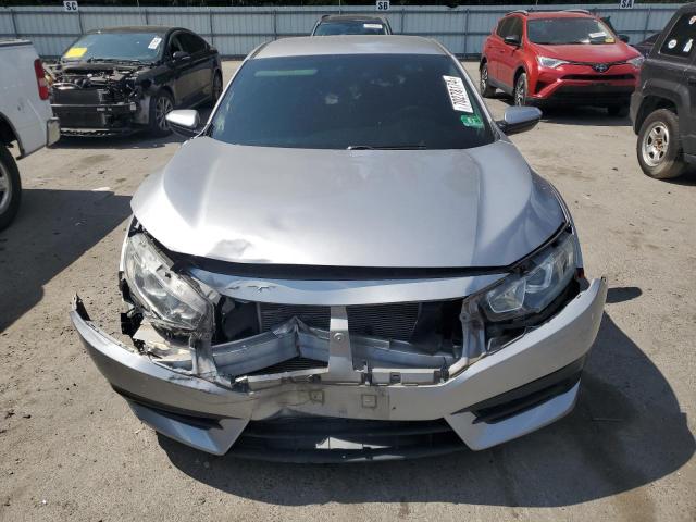 2HGFC2F53JH526279 - 2018 HONDA CIVIC LX SILVER photo 5